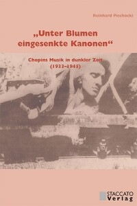 Unter Blumen eingesenkte Kanonen