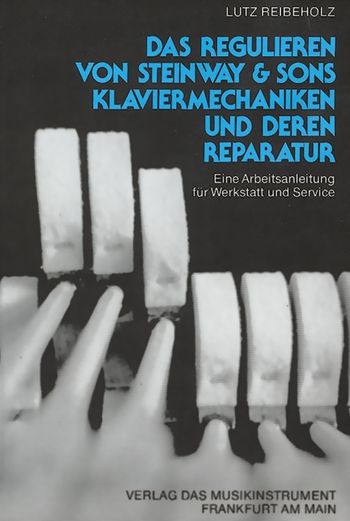 Das Regulieren von Steinway & Sons