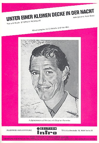 Unter einer kleinen Decke in der Nacht