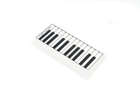 Radiergummi Tastatur weiß 6 x 2.5 cm